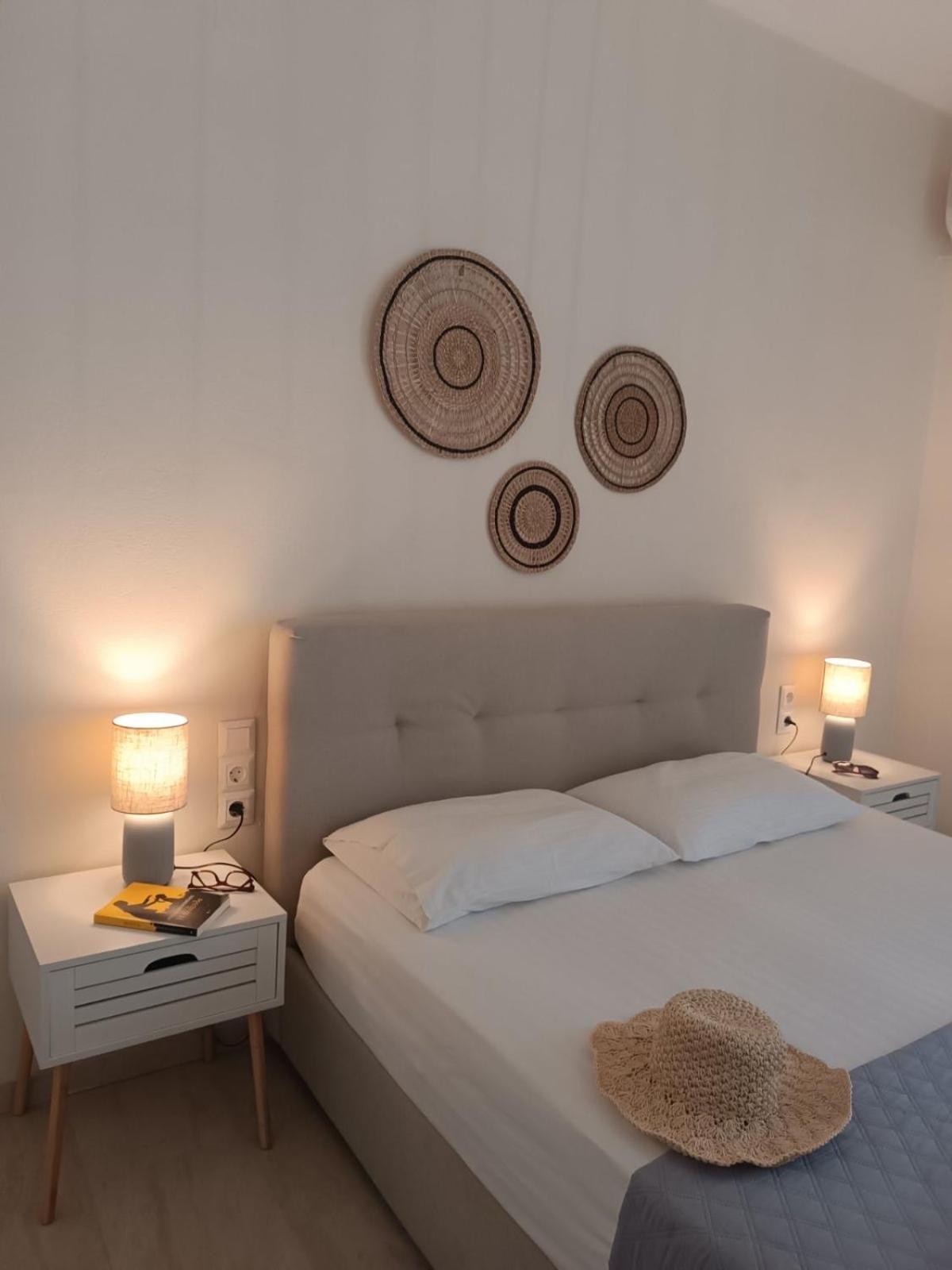 Libera Private Rooms Parga Exterior photo